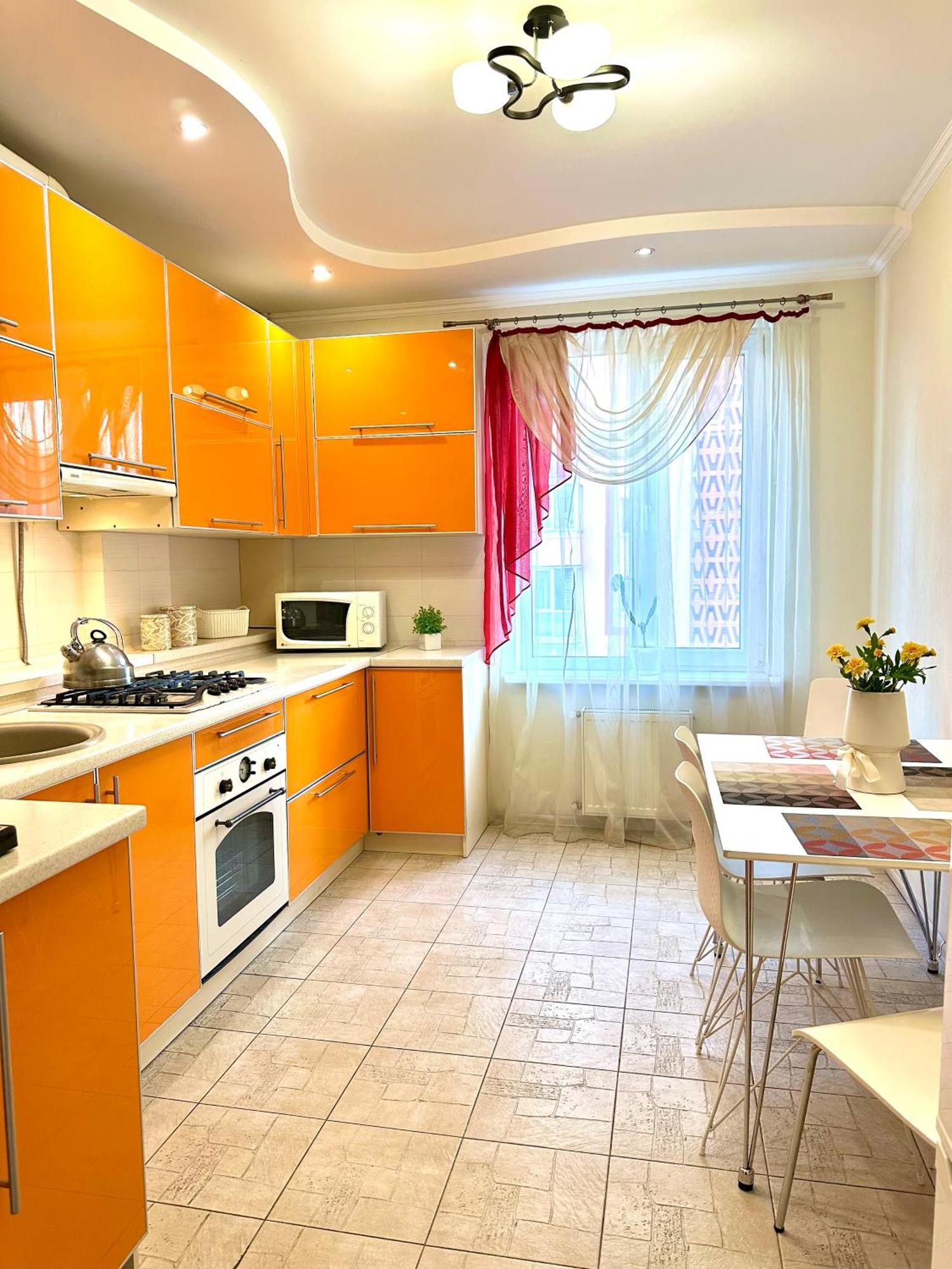 Apartments With A Coffee Machine In The City Center, Near A Park And Zlata Plaza Rivne Eksteriør bilde